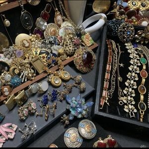 10 Piece Curated Jewelry Collection | Gold, Silver, Pearls & Rhinestone Mix